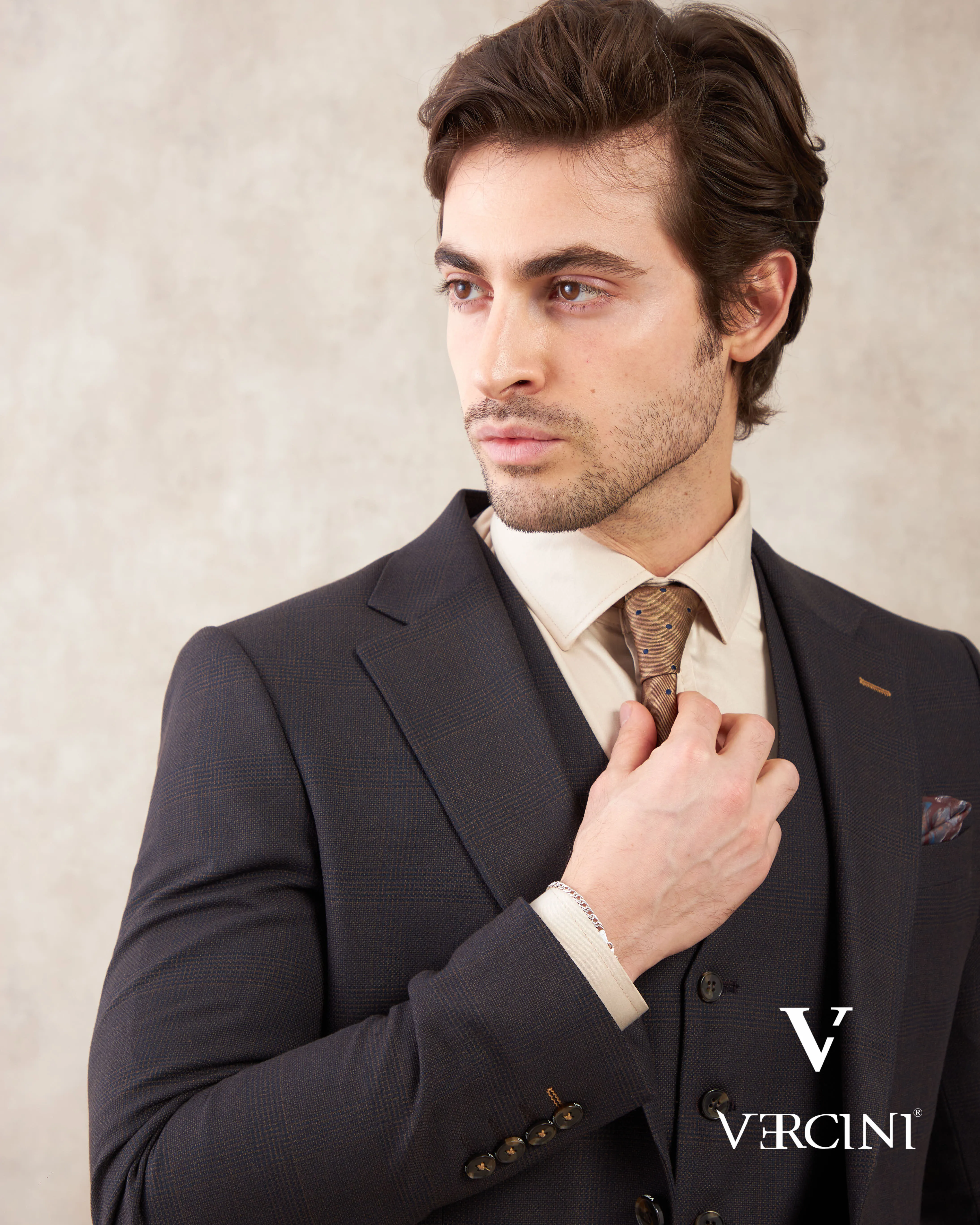 Vercini Milano Elegance Three-Piece Men's Suit